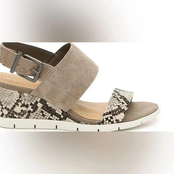 New Animal print wedge sandal Size 8 with box - Picture 7 of 13